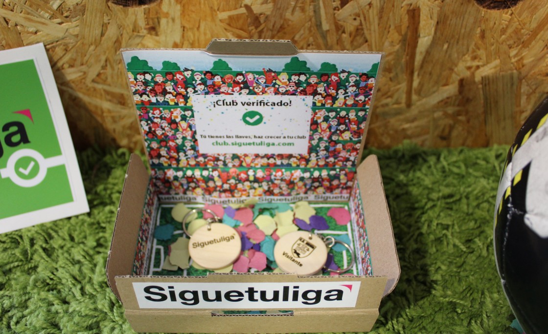 Consigue tu llavero personalizado de Siguetuliga