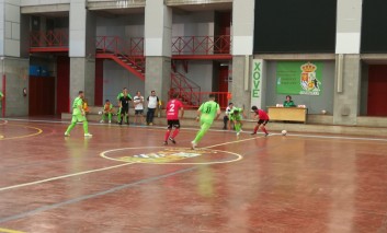 Xove 5-5 Sala Ourense / El Sala Ourense empata en Xove y sigue invicto